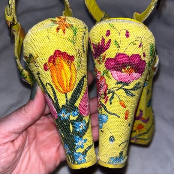 GUCCI Flora Sandals Yellow Floral Canvas EU 38.5 Platform Multicolor Heels Box - Picture 12 of 15